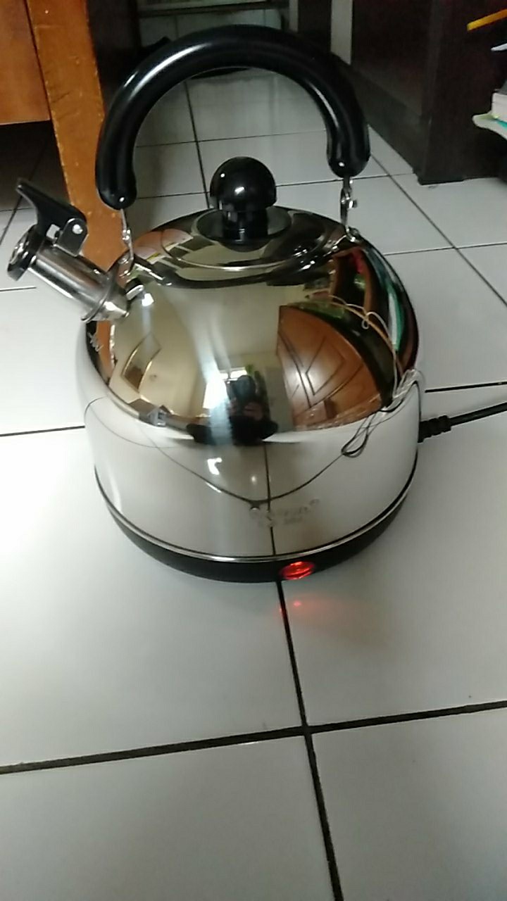 Solid Teko Listrik Bunyi Siul 7 Liter Sl-ak166 7l / Ceret / Kettle Elektrik 7.0l Whistling Kettle