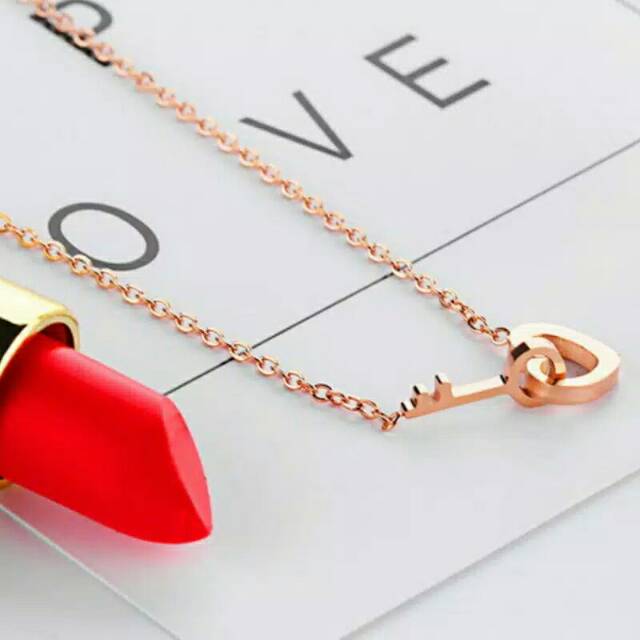 GG Kalung Love Key Titanium Premium Lapis Emas 18K #KL - 153