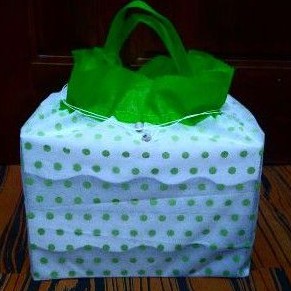 (1lusin =12 pcs) Tas hajatan serut tipis motif polkadot 22(0403)