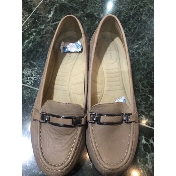 preloved sepatu wanita merk dr Kong Ori