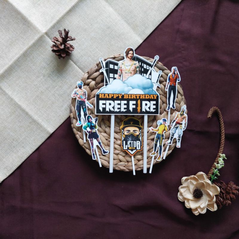 satu set hiasan kue ulang tahun cake topper karakter Free Fire Freefire