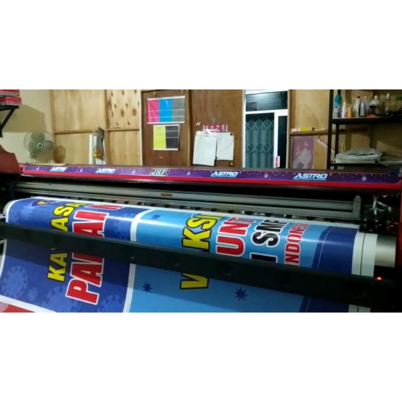 

STICKER VINYL GLOSSY/DOFF/MATTE INDOOR METERAN - BAHAN 100 CM