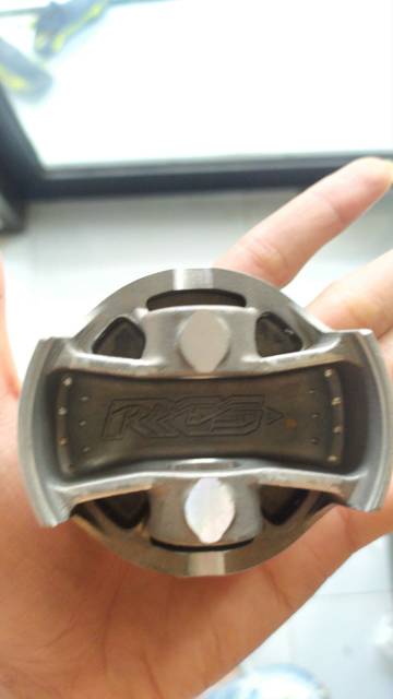 Piston LHK 66 mm pin 15 forged