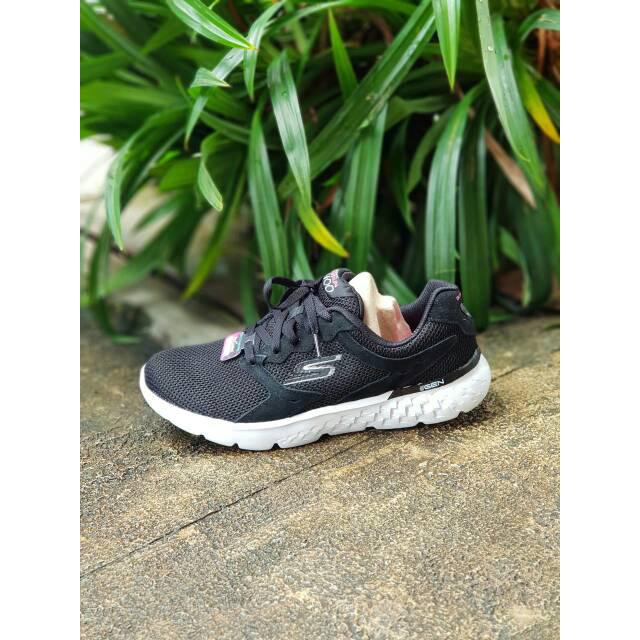 SKECHERS GORUN MAN 181-30 SEPATU COWOK RESTOCK