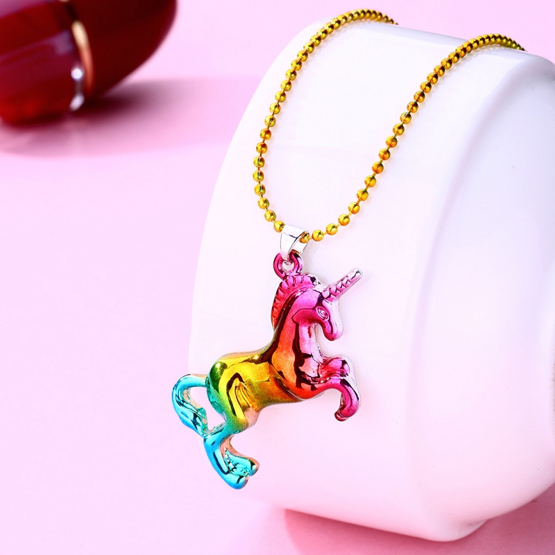 Kalung Liontin Unicorn Aksen Berlian Imitasi Untuk Wanita