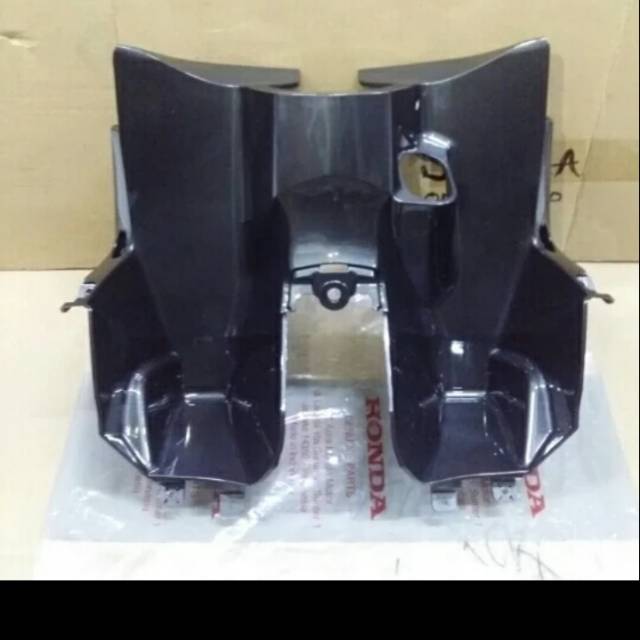 Legshield Kontak bagian atas vario Tecno Original HGP