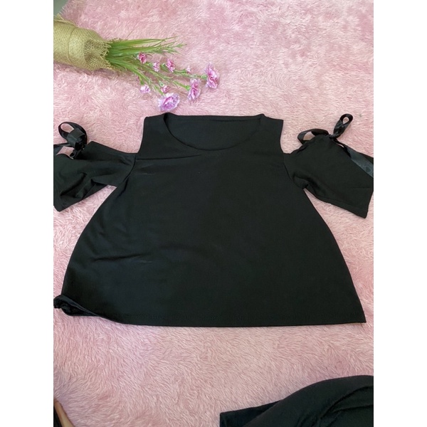 Blouse Hitam Polos