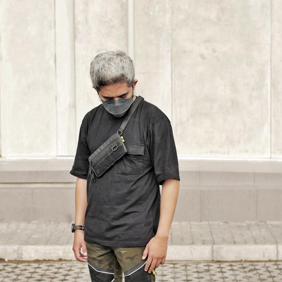 Viral Sidekick project CASCADE - clutch pria - hand bag pria - sling bag pria - tas hp pria - tas ke