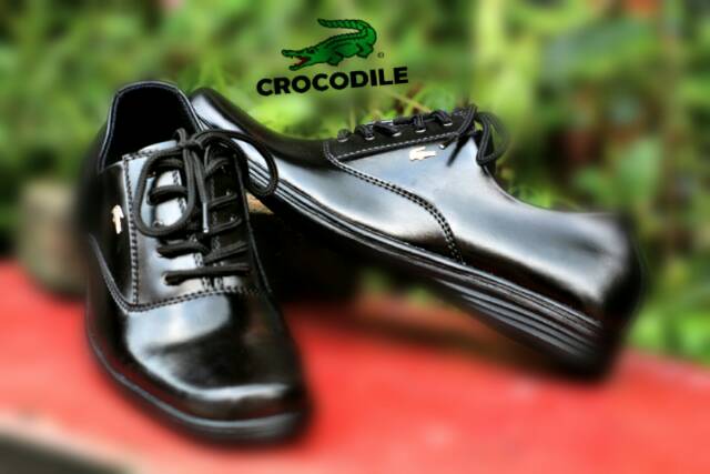 SepatuKulit Pria Crocodile Formal Kerja Kantor SepatuPantofel Kulit Swedian Asli 100%