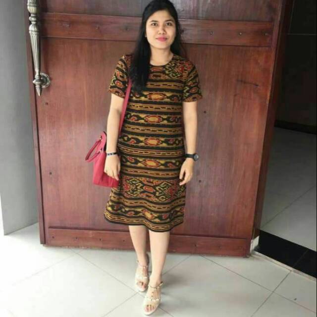 Dress tenun maluku