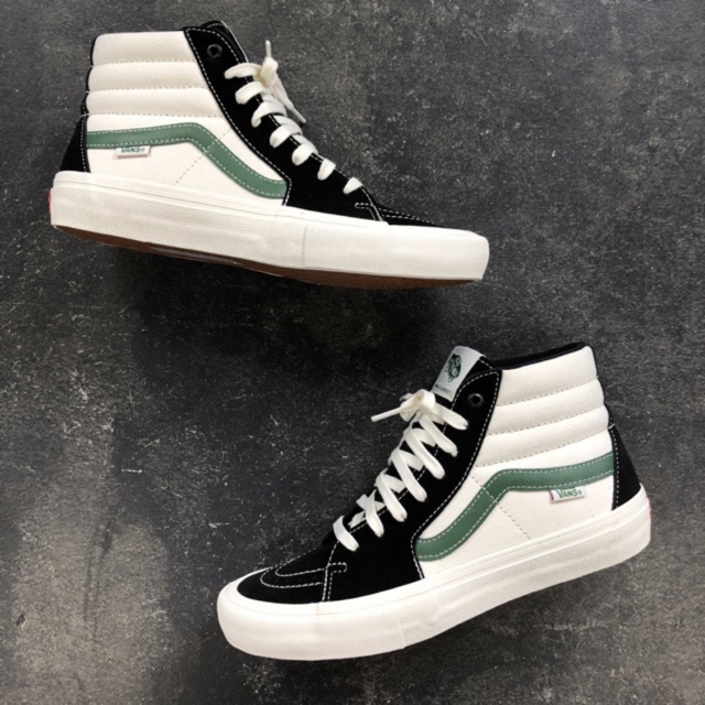 harga vans sk8 hi
