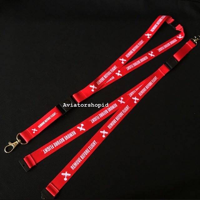 

Lanyard Premium Remove Before Flight