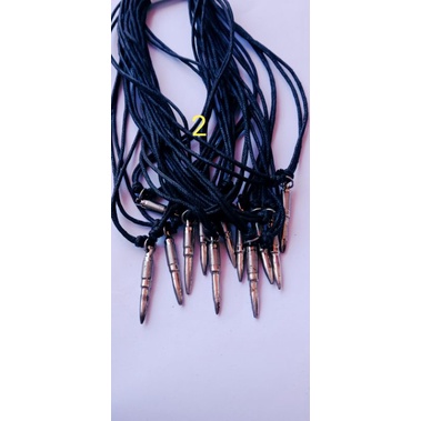 Kalung Tali Pria Mainan Besi Padat