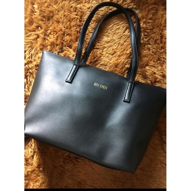 Initial kirei Bag Black