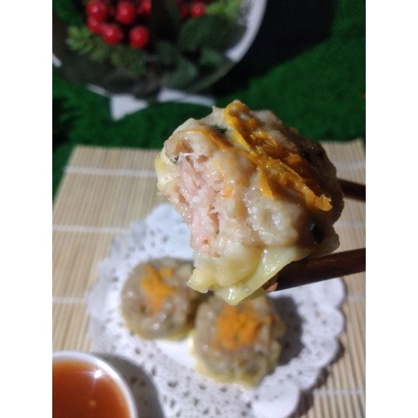 

Dimsum Siomay ayam ori dan jamur