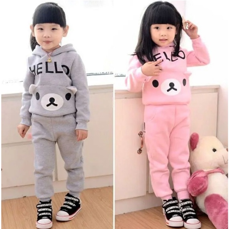 FREE ONGKIR// PROMO-SETELAN HOODIE JOGER BAYI ANAK MOTIF HELLO USIA 6 BULAN-5 TAHUN BAHAN BABYTERRY BEST QUALITY TERMURAH TERLARIS/ SETELAN HOODIE JOGER BAYI ANAK PEREMPUAN/ SETELAN HOODIE JOGER BAYI ANAK CEWE/ SETELAN HOODIE JOGER BAYI ANAK CEWEK