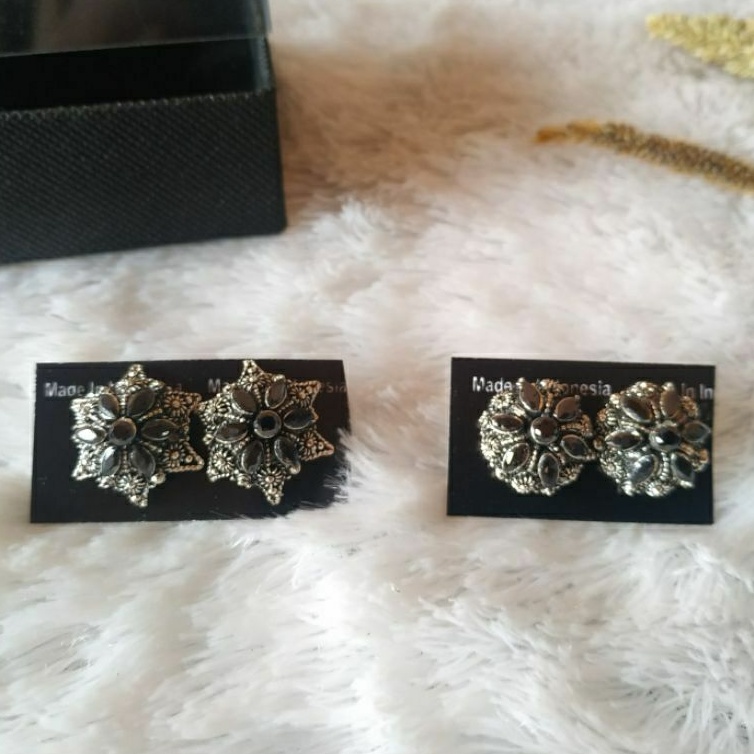 Subeng alpaka motif Bali klasik