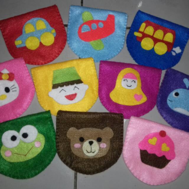 

Amplop lebaran karakter