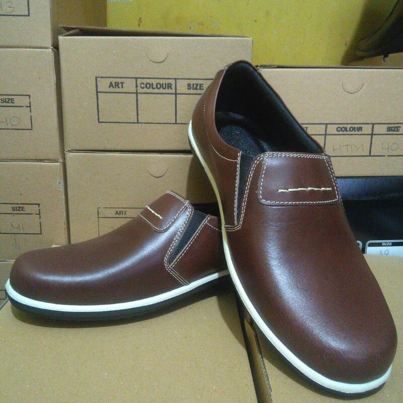 Sepatu Kulit Sukaregang Garut