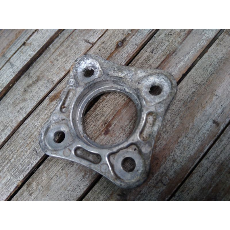 tahanan kopling rumah laker kopling honda cb 100 gl 100