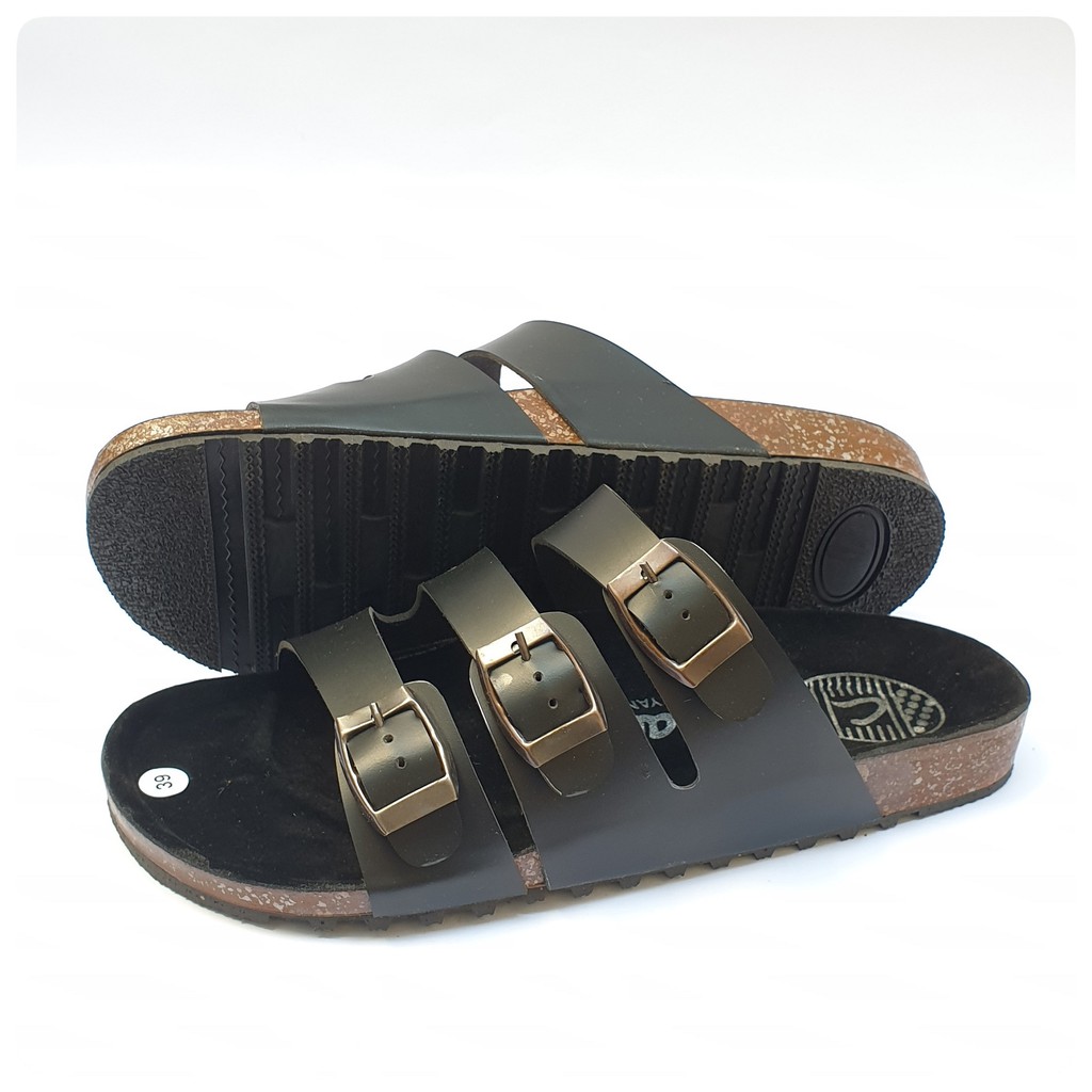 Sandal Pria  Ban 3 Hitam