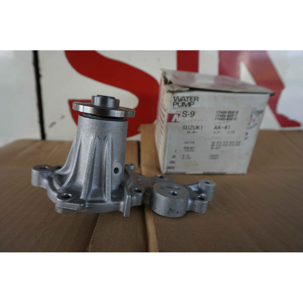 Water Pump Waterpump Suzuki Jimny Caribian/Swift Old merk NPW S-9