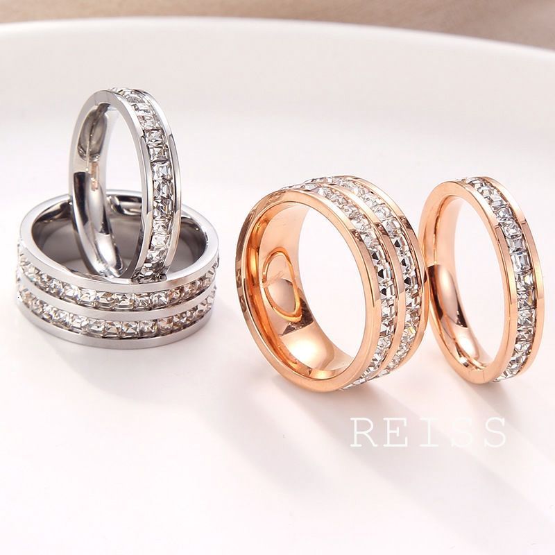 Cincin Berlian Baris Bahan Titanium Warna Rose Gold Untuk Wanita