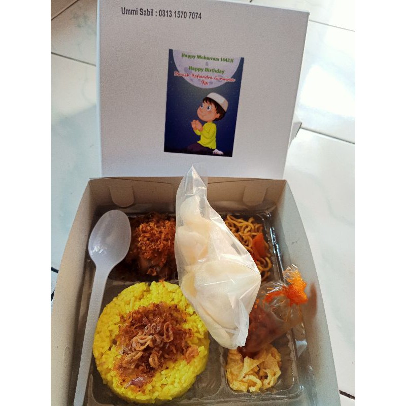 

paket nasi kuning