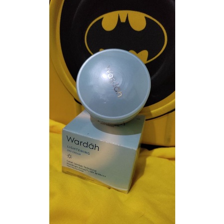 WARDAH day cream