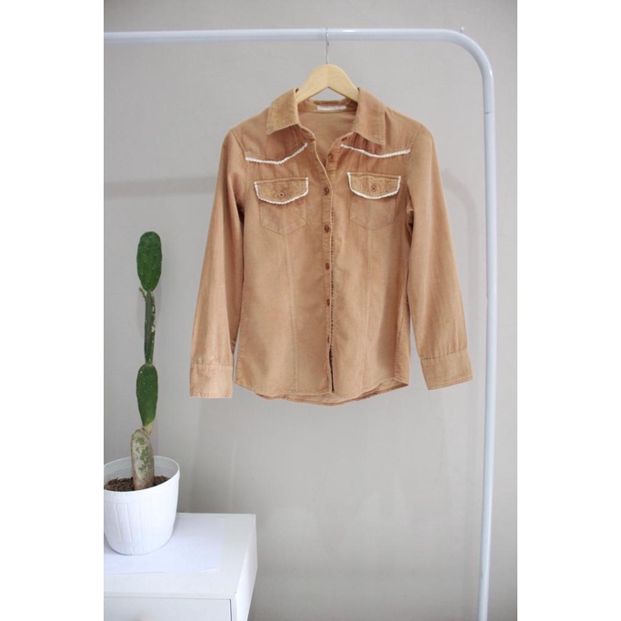 Preloved/Thrift Kemeja Coklat Saku Colza