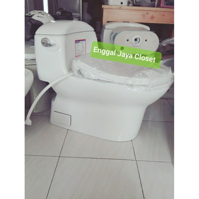 Closet duduk merek toto CW 914 j Free ongkir khusus jadetabek