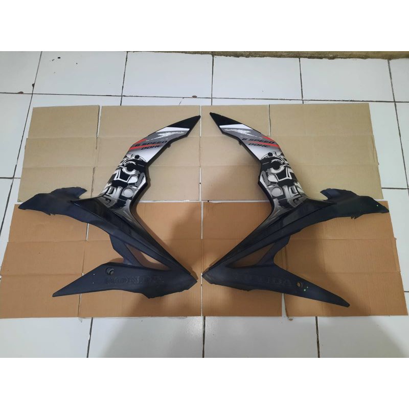 Sayap samping Sonic 150 R Fi led original copotan Tebeng kanan kiri Cover body tutup mesin depan