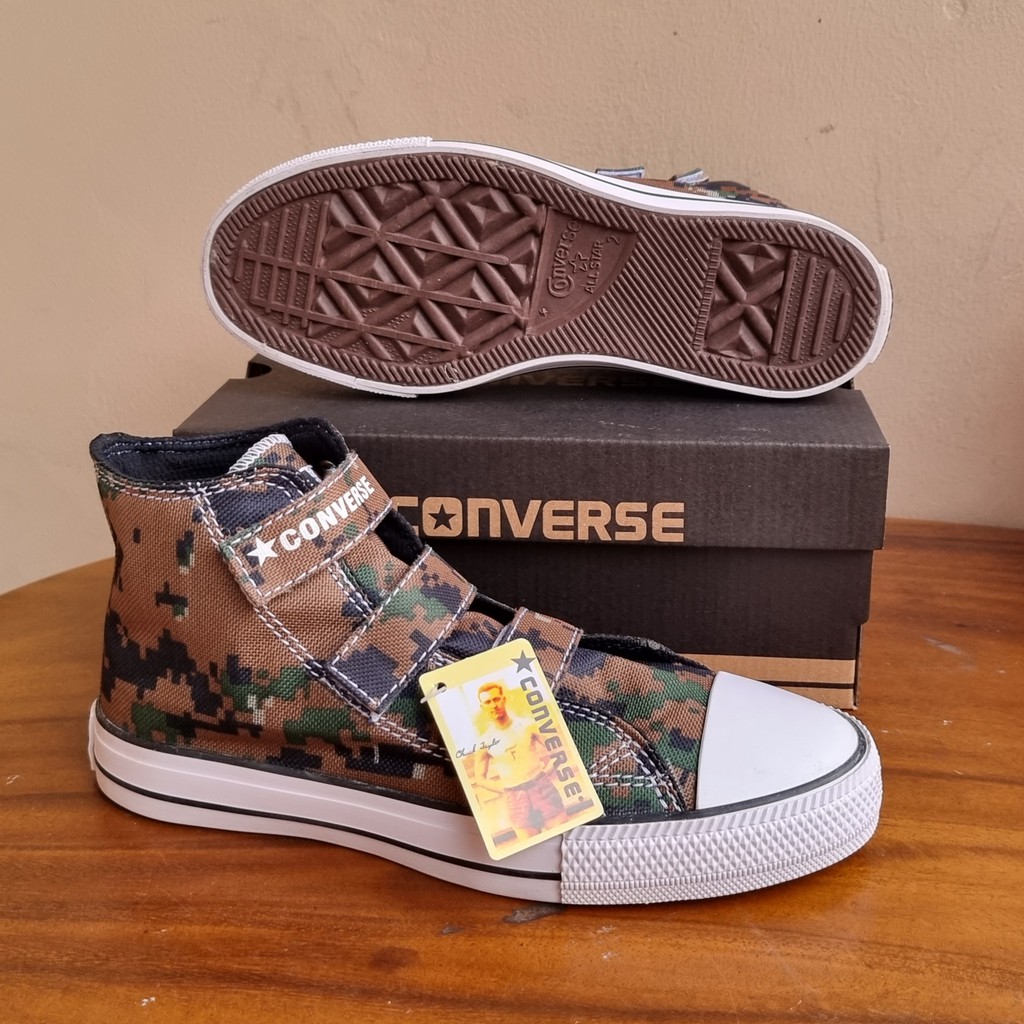 Sepatu boots anak laki laki dan perempuan keren. Sepatu anak motif batik terbaru.  Sepatu anak perem