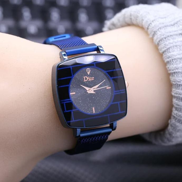 Jam tangan Dior Magnet Kotak