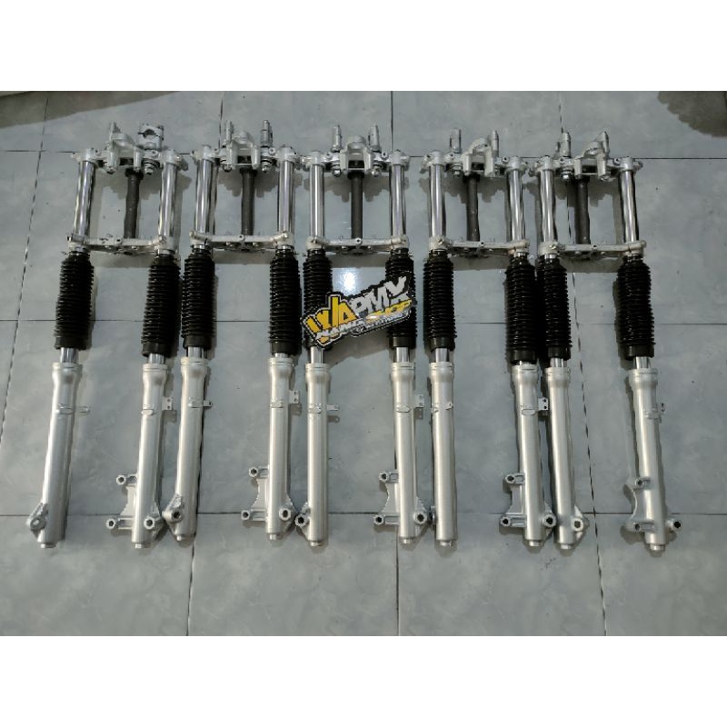 tele klx d tracker tipe s bukan ORI shock depan klx kw