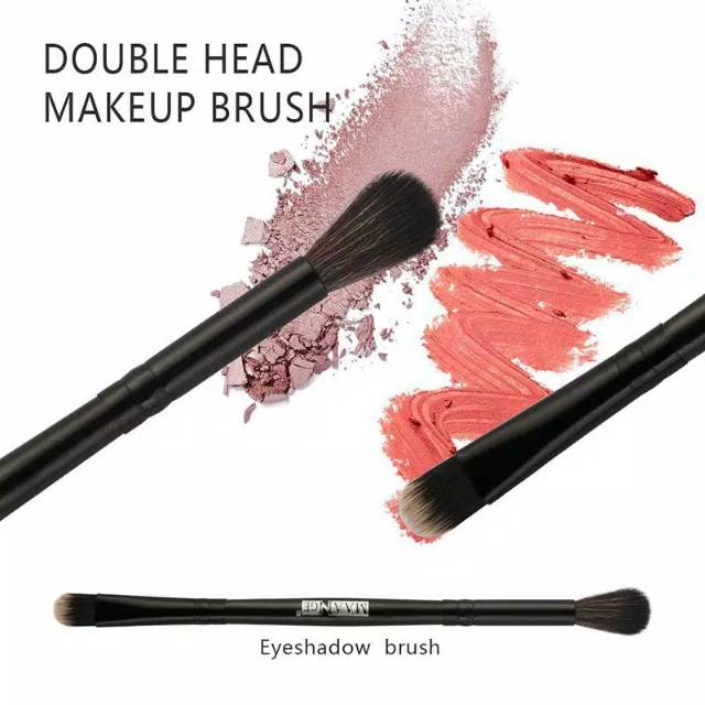 EYESHADOW BRUSH