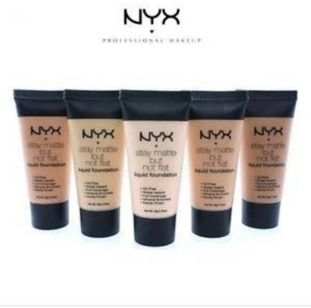 LIQUID FOUNDATION NYX STAY MATTE