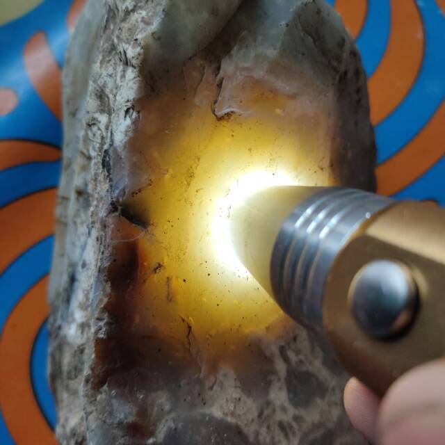 1,1 KG Cimpago Biru / Cempaka Biru Bengkulu ( Rough / Bahan Batu Akik Natural - bukan bacan )