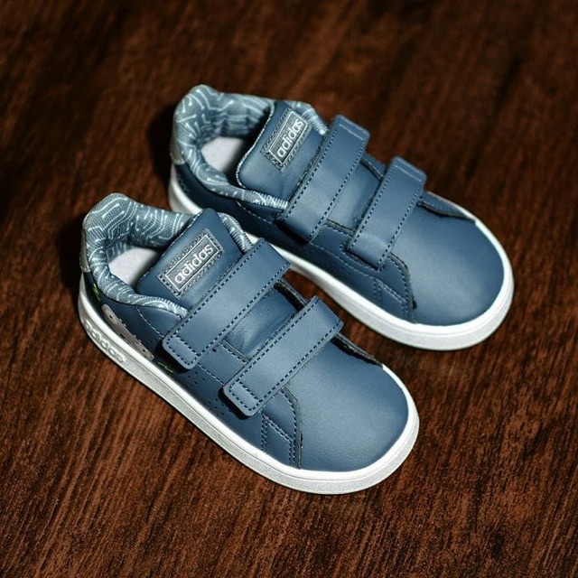 SEPATU ADIDAS NEO ADVANTAGE KIDS VELCRO