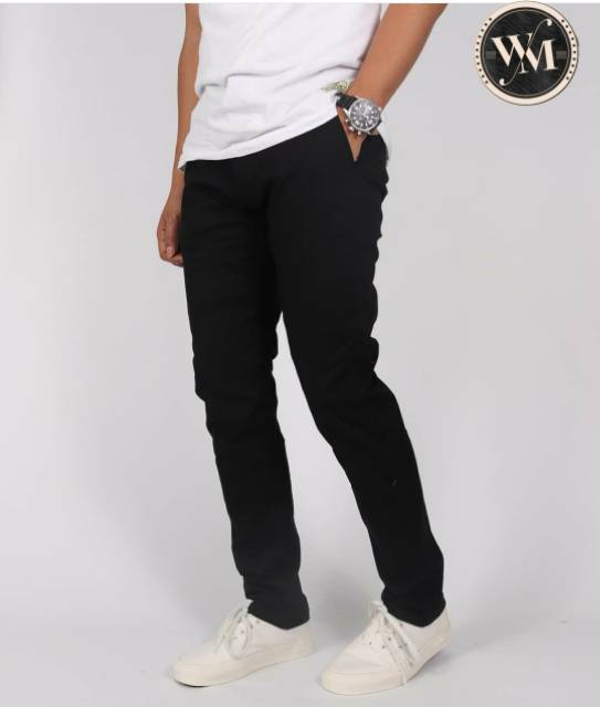Celana Chino hitam