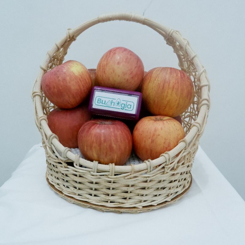 

Buah Apel Fuji