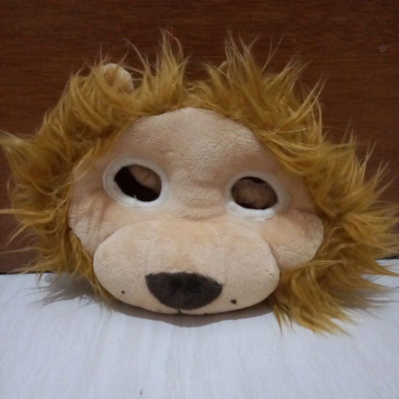 Preloved Boneka Topeng Karakter Lion