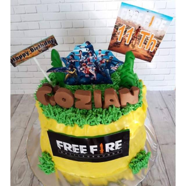 

KUE ULANG TAHUN (FREE FIRE CAKE)