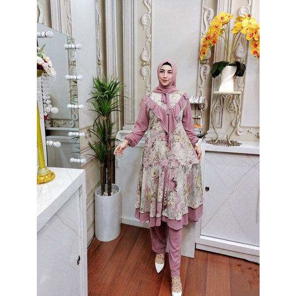 Zara one set by Nazla