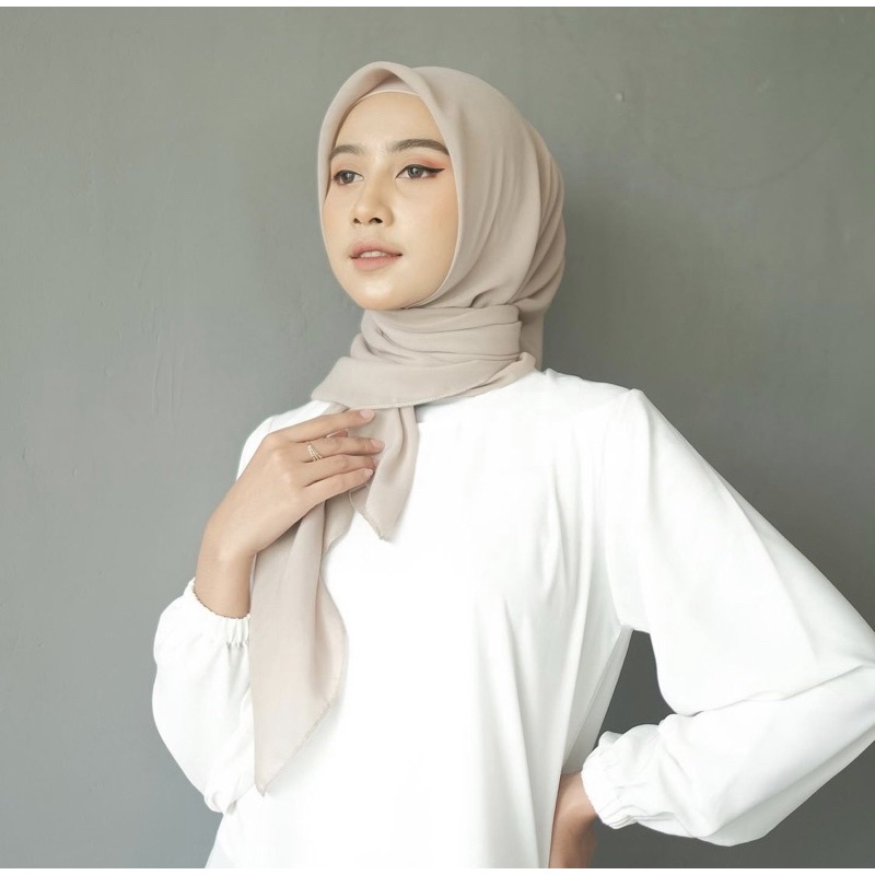 Jilbab Segiempat BELLA SQUARE hijab pollycotton kerudung segiempat hijab murah-coksu