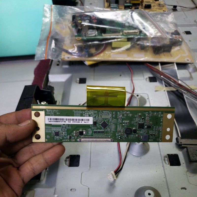 ticon tv Sharp 32le265