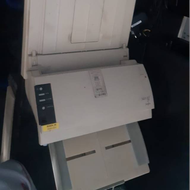 Scaner fujitsu f4