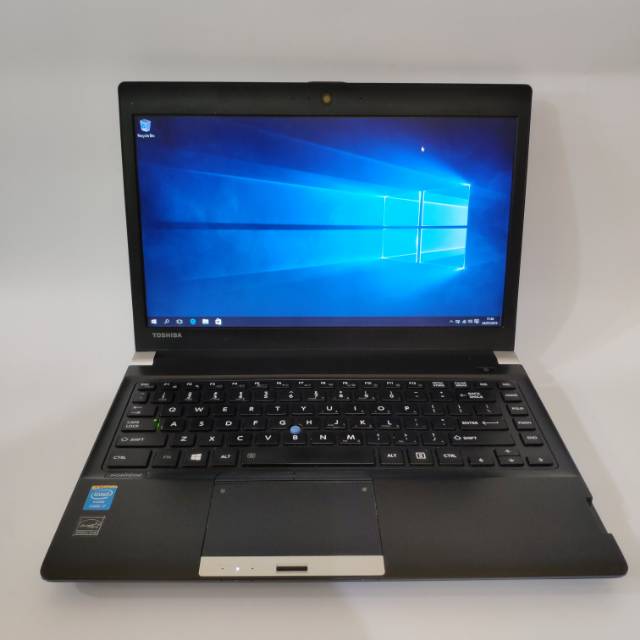 Laptop Toshiba portege r30-a - core i7 8cpu gen4 - ram 8gb - hardisk 500gb