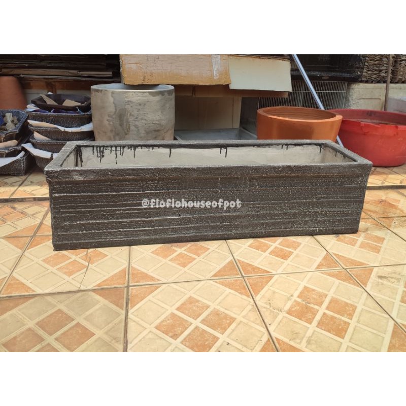 pot semen panjang minimalis panjang 1 meter dan 80 cm L30cm T30cm