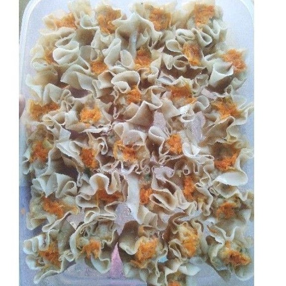 

Dimsum Ayam PaHe isi 10 pc
